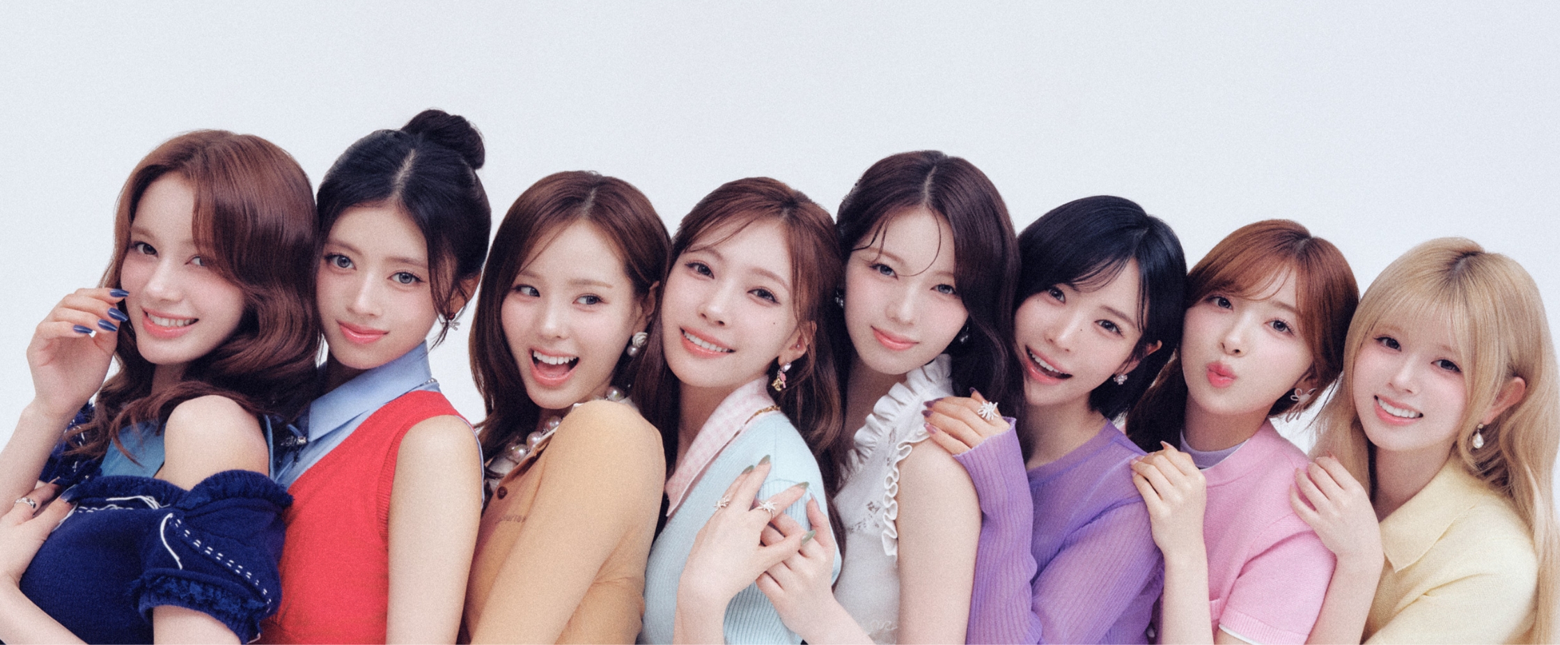 NiziUを形づくる特別なディテール - NYLON JAPAN